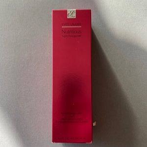 Estée Lauder Nutritious